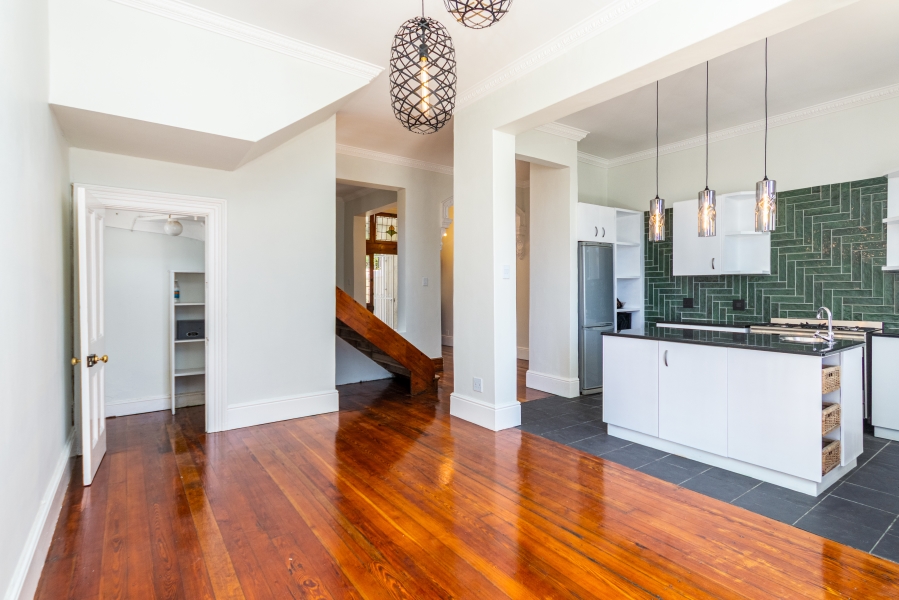 To Let 3 Bedroom Property for Rent in Green Point Western Cape